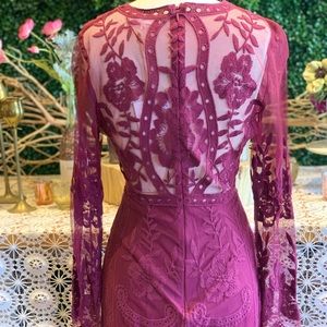 Long Sleeve Lace Red Dress